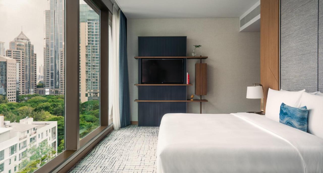 Kimpton Maa-Lai Bangkok By Ihg Hotel Екстериор снимка